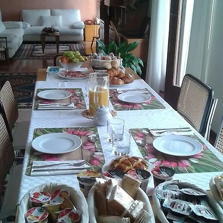 לינה וארוחת בוקר Il Viandante *